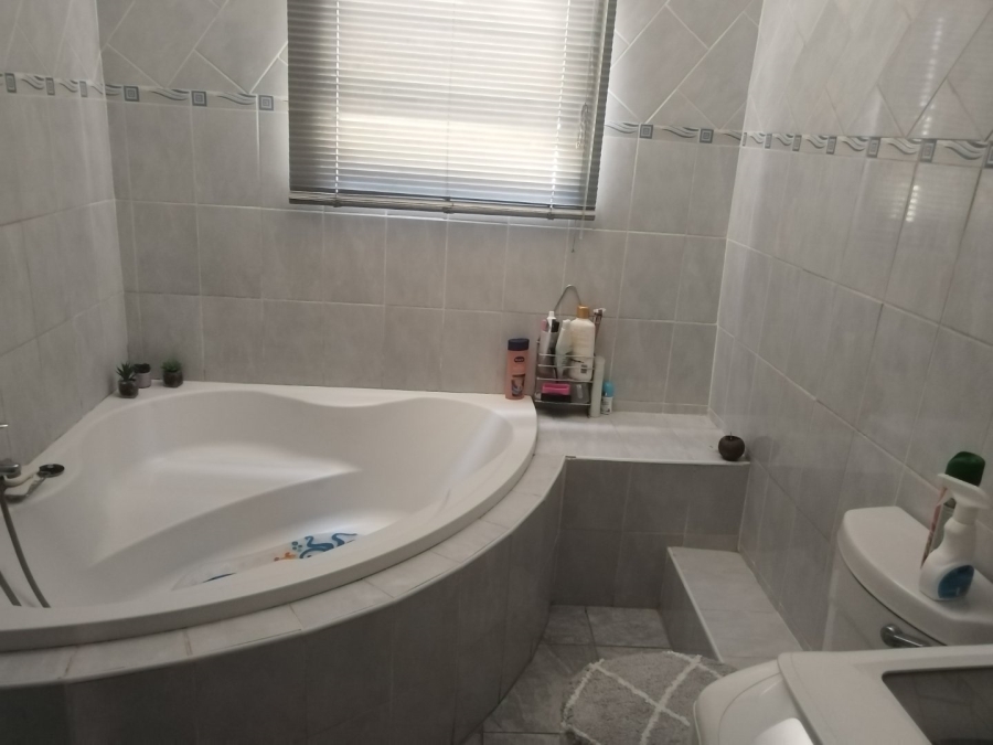 3 Bedroom Property for Sale in Schauderville Eastern Cape